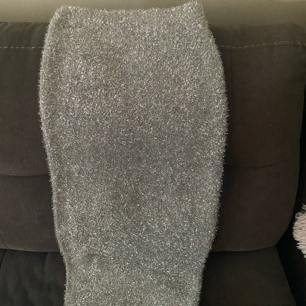 Silver Two Piece Set - Picture 3 of 4